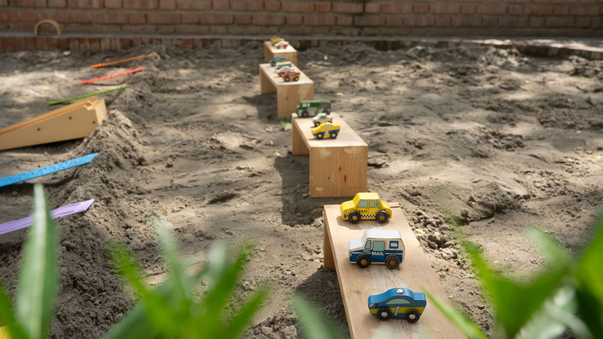 Best Family Club in Delhi-NCR | Books, Play & Learning
